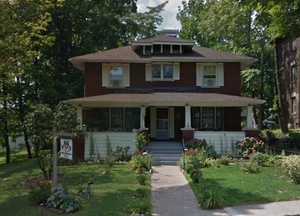 ACE OF HEARTS BED AND BREAKFAST a Bed and Breakfast in Niagara Falls.  Ideal location within walking distance to the heart of the attractions